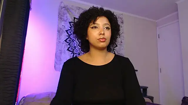 Snapshot of michell_bling1 chatting on 01-25-25, 03:09 michell bling1 online show from 01-25-25, 03:09