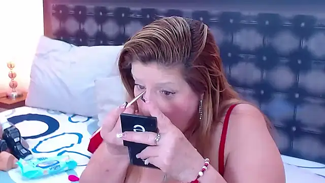 sandra 20 online show from 10-25-25, 11:07