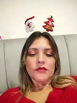 Mia Hampton online show from 12-24-24, 10:17