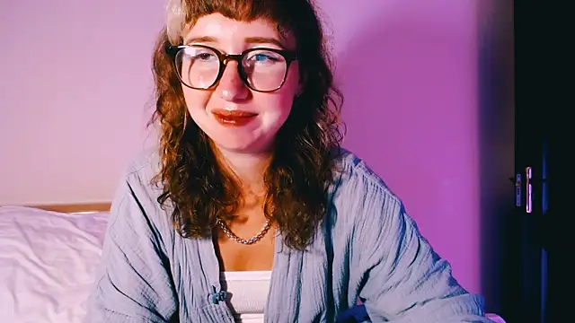 Snapshot of Cosmo_Riri chatting on 03-02-26, 01:40 Cosmo Riri online show from 03-02-26, 01:40