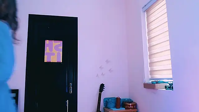 Snapshot of Cosmo_Riri chatting on 03-12-26, 08:31 Cosmo Riri online show from 03-12-26, 08:31