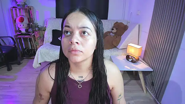 Cuttiealice online show from 02-14-25, 03:15