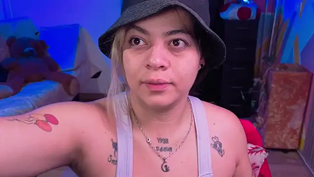 Cuttiealice online show from 11-03-25, 11:44