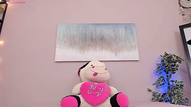 Briana Wells  online show from 02-01-26, 12:26