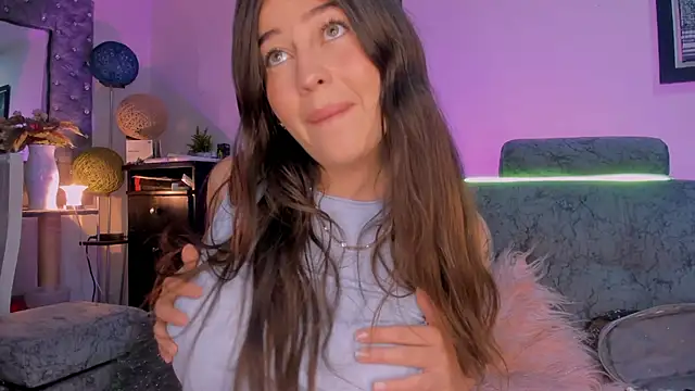 zoe kittylove online show from 11-10-25, 05:39