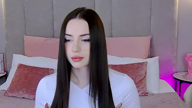 Betty Bridge online show from 02-10-25, 06:42