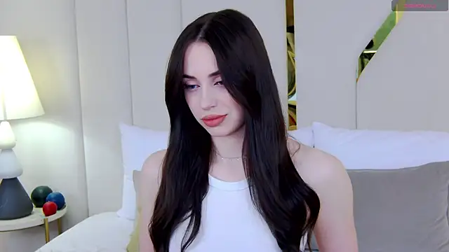 Betty Bridge online show from 04-20-26, 02:47