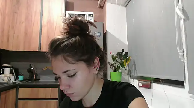 Snapshot of delightful_sofi chatting on 12-19-24, 04:13 delightful sofi online show from 12-19-24, 04:13