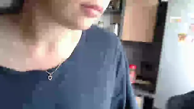 Snapshot of delightful_sofi chatting on 06-04-26, 12:11 delightful sofi online show from 06-04-26, 12:11