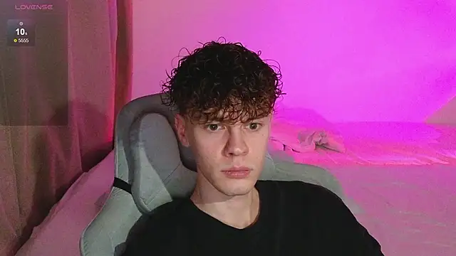 cute thomas online show from 03-23-26, 05:28