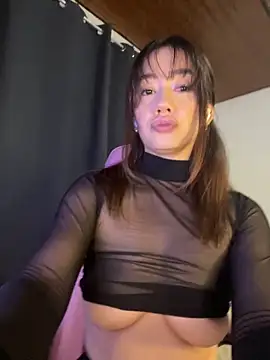 Snapshot of sofimendoza chatting on 05-14-26, 04:30 sofimendoza online show from 05-14-26, 04:30