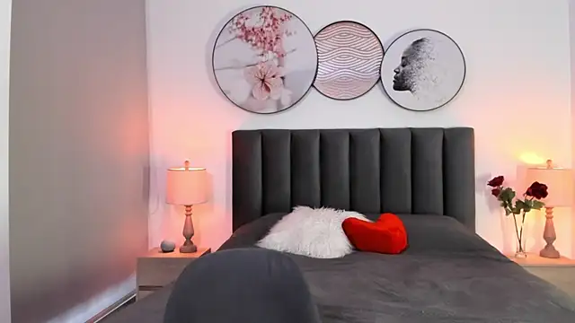 SaharaGarcia   online show from 01-24-25, 09:15