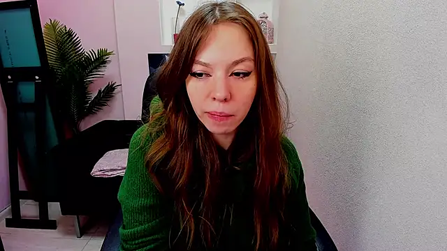 Snapshot of Persephoni chatting on 12-25-24, 05:37 Persephoni online show from 12-25-24, 05:37