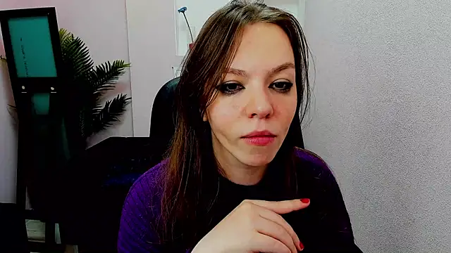 Snapshot of Persephoni chatting on 01-26-25, 05:34 Persephoni online show from 01-26-25, 05:34