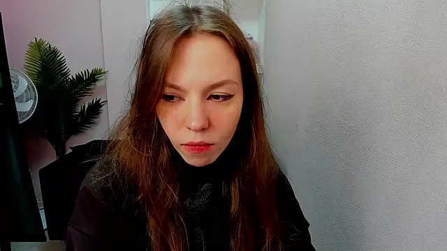 Snapshot of Persephoni chatting on 03-01-25, 06:57 Persephoni online show from 03-01-25, 06:57