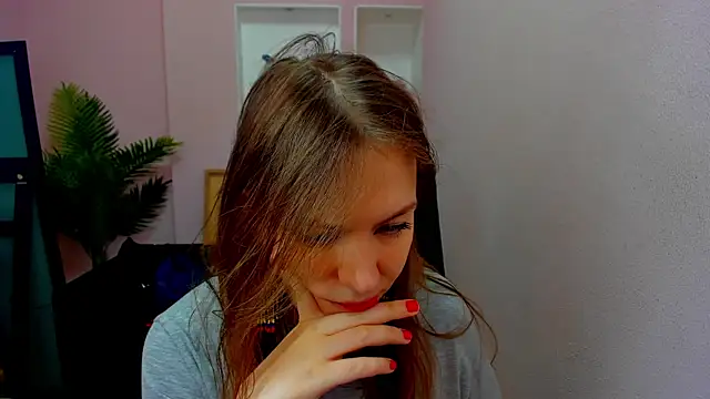 Snapshot of Persephoni chatting on 10-19-25, 10:27 Persephoni online show from 10-19-25, 10:27