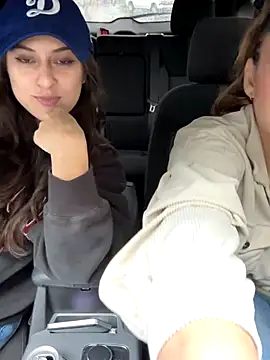 Snapshot of LeaGambit__ chatting on 11-14-25, 08:07 LeaGambit online show from 11-14-25, 08:07