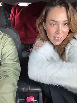 Snapshot of LeaGambit__ chatting on 11-21-25, 05:11 LeaGambit online show from 11-21-25, 05:11