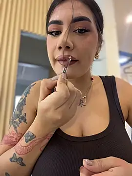 clarachanelricek online show from 11-22-25, 07:57