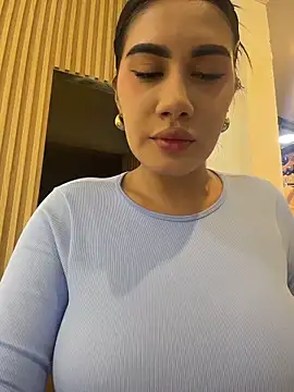 clarachanelricek online show from 04-01-26, 08:17