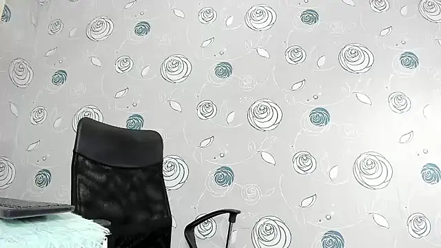 luna evaa online show from 02-12-25, 02:32