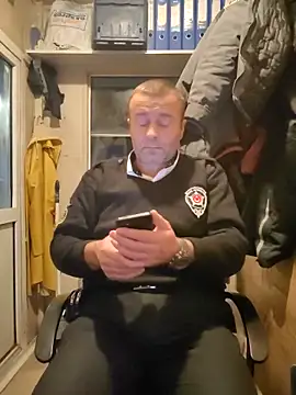 Snapshot of muscularsexy chatting on 02-03-26, 11:43 muscularsexy online show from 02-03-26, 11:43