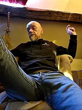 eddouxxx78 online show from 03-28-26, 09:31