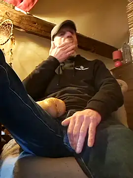 eddouxxx78 online show from 04-20-26, 09:12