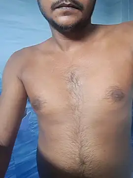 Snapshot of Itsdesi_boy chatting on 10-23-25, 08:46 Itsdesi boy online show from 10-23-25, 08:46