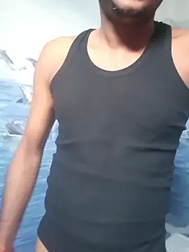 Snapshot of Itsdesi_boy chatting on 11-16-25, 01:55 Itsdesi boy online show from 11-16-25, 01:55