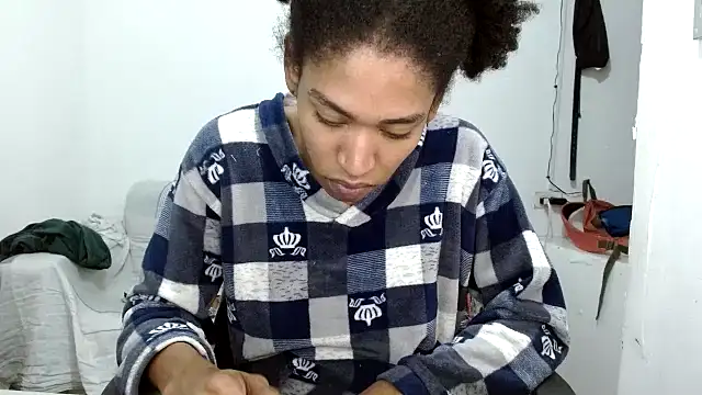 angelamarie1 online show from 10-13-25, 11:10