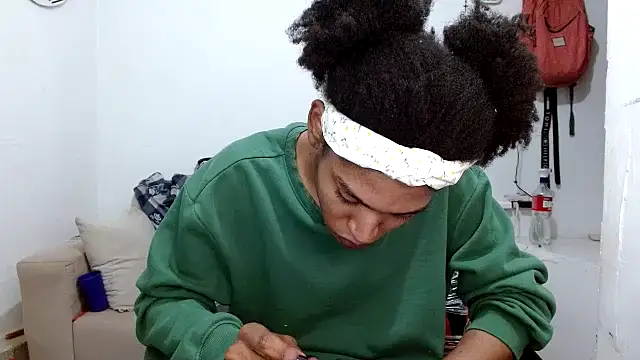 angelamarie1 online show from 11-25-25, 12:49