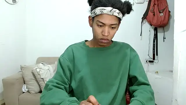 angelamarie1 online show from 11-28-25, 09:34