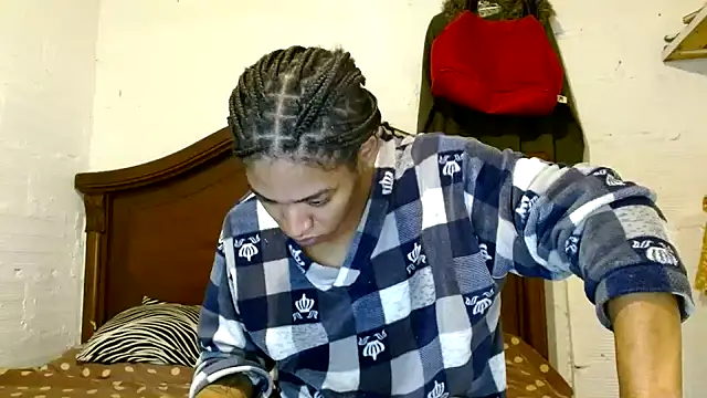 angelamarie1 online show from 04-13-26, 09:09