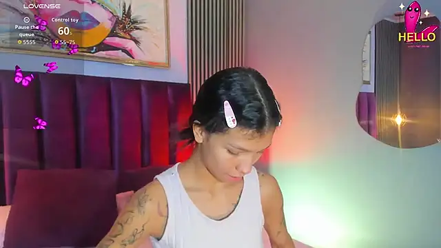 LauraAristizabal online show from 11-06-25, 11:44