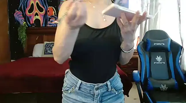 MINI Petite online show from 01-17-25, 08:55