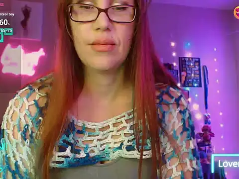 Snapshot of EmmaIsHere chatting on 02-03-26, 04:12 EmmaIsHere online show from 02-03-26, 04:12