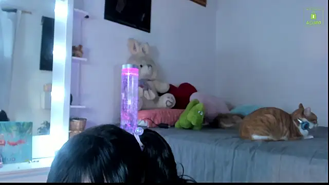 miaa-lee online show from 11-15-25, 03:48