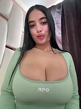 Snapshot of perla_kem_ chatting on 02-05-26, 04:44 perla kem online show from 02-05-26, 04:44