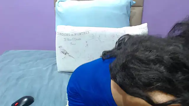 Snapshot of PeachAss4UU chatting on 10-16-25, 05:30 PeachAss4UU online show from 10-16-25, 05:30