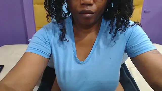 Snapshot of PeachAss4UU chatting on 03-17-26, 05:11 PeachAss4UU online show from 03-17-26, 05:11