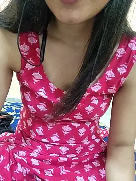 Snapshot of CuteSarikaLIVE chatting on 05-18-26, 03:57 CuteSarikaLIVE online show from 05-18-26, 03:57