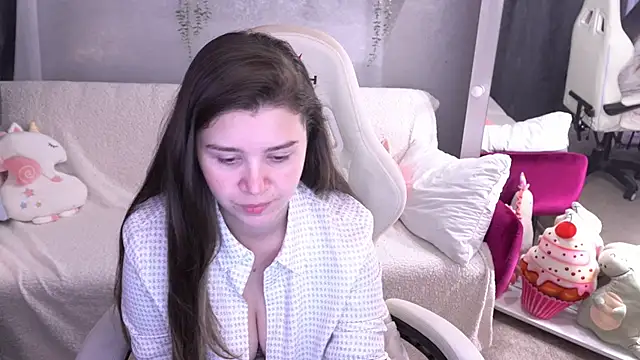 Snapshot of AmellyMilly chatting on 10-06-25, 12:46 AmellyMilly online show from 10-06-25, 12:46