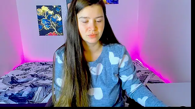 Snapshot of AmellyMilly chatting on 11-06-25, 06:58 AmellyMilly online show from 11-06-25, 06:58