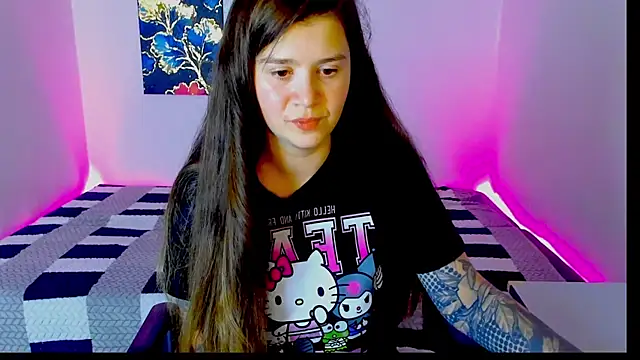 Snapshot of AmellyMilly chatting on 11-11-25, 11:49 AmellyMilly online show from 11-11-25, 11:49