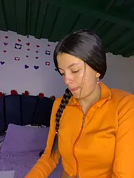 Meghan320 online show from 02-18-25, 04:37