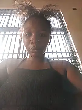 Snapshot of CuteJ chatting on 06-18-26, 01:04 CuteJ online show from 06-18-26, 01:04