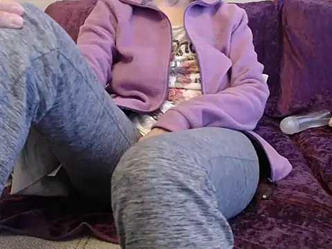 Galadriel online show from 04-08-26, 04:23