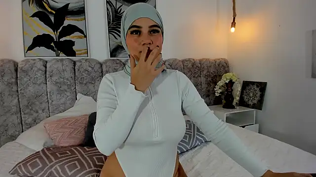 Snapshot of abby_rossee chatting on 10-08-25, 12:03 abby rossee online show from 10-08-25, 12:03