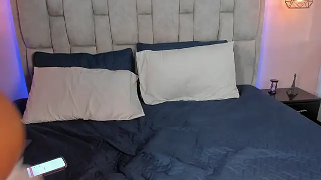 Stefhanyblow online show from 11-07-25, 05:51